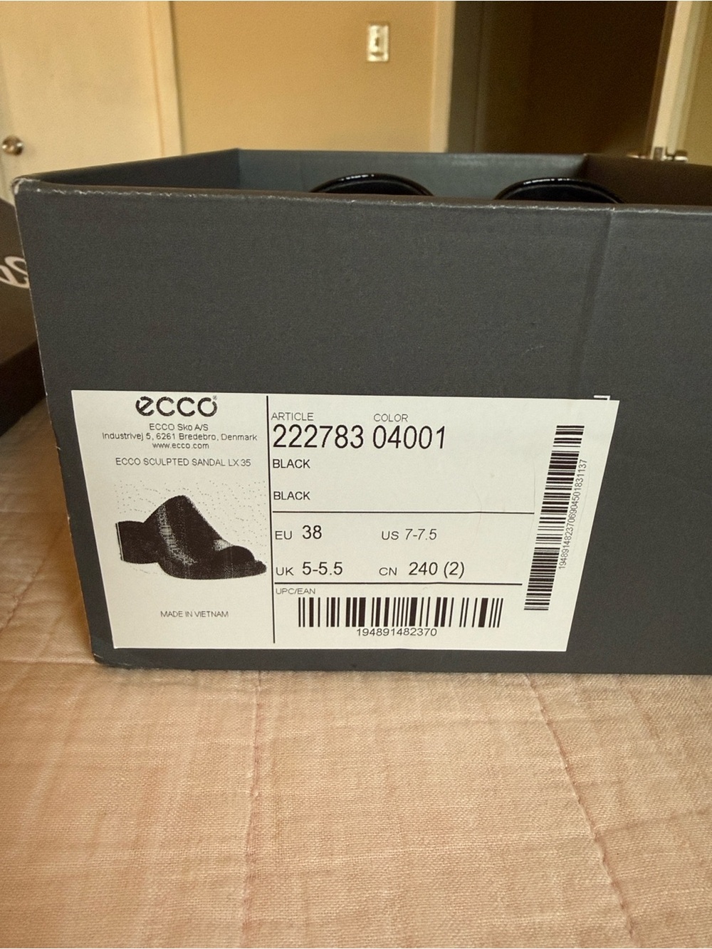 Ecco Black Sculpted Sandal LX35 Women’s Slip-On Sandal